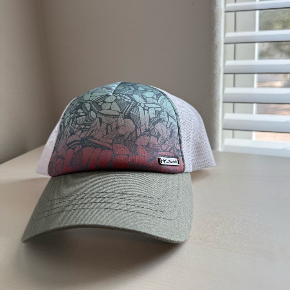 Women’s Columbia Trucker Hat